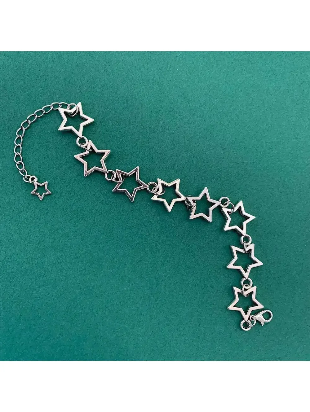 Cyber Y2k style silver star bracelet. Adjustable. Cool design. Nice quality and